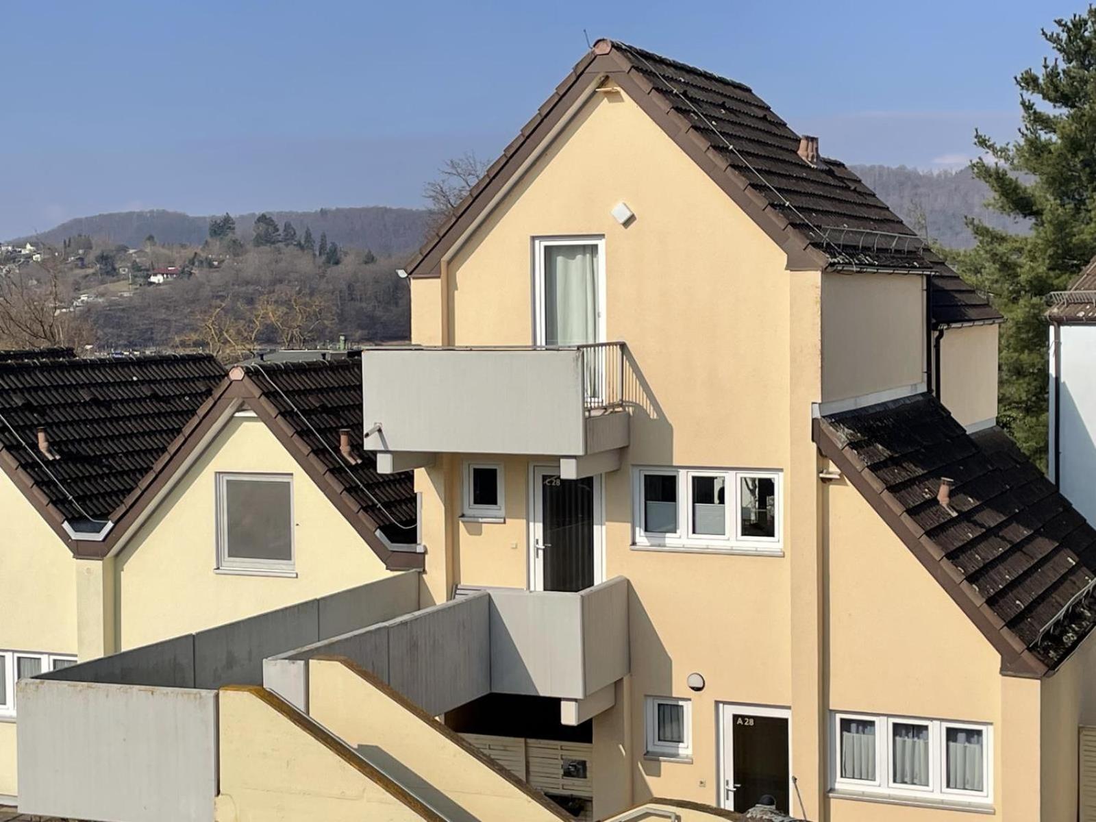 Gemutliche 93M2Fewo Mit 2 Schlafzimmern Und Seitlichem Seeblick Vom Balkon Scheid  Экстерьер фото